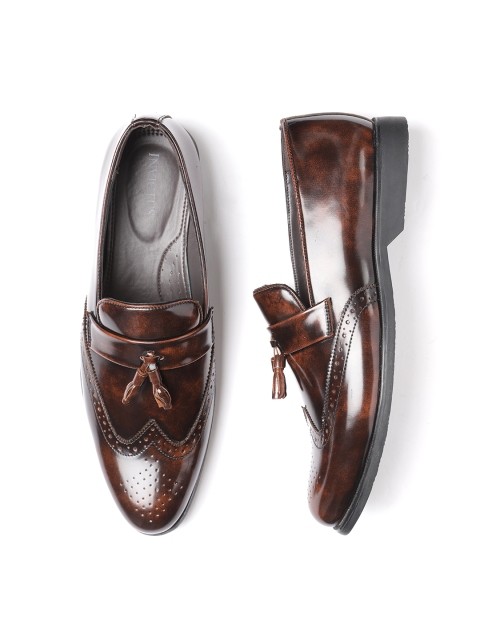 

INVICTUS Men Brown Solid Semiformal Slip-Ons