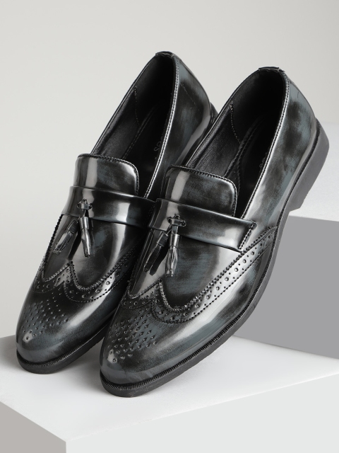 

INVICTUS Men Charcoal Grey Tasselled Formal Brogues