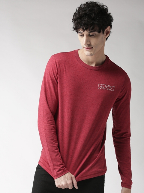 

Aeropostale Men Red Solid Round Neck T-shirt