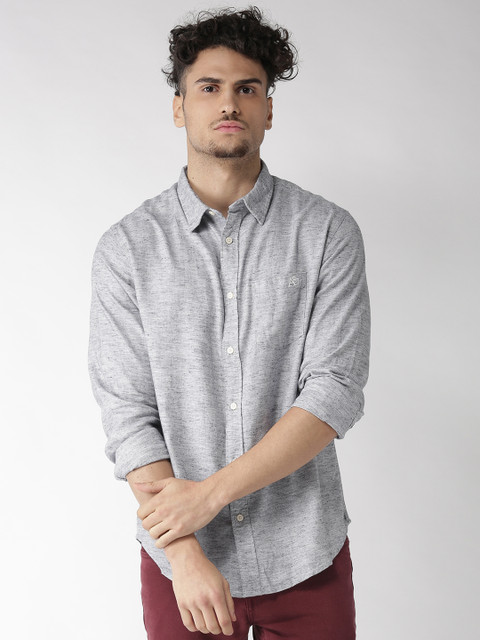 

Aeropostale Men Grey Regular Fit Solid Casual Shirt