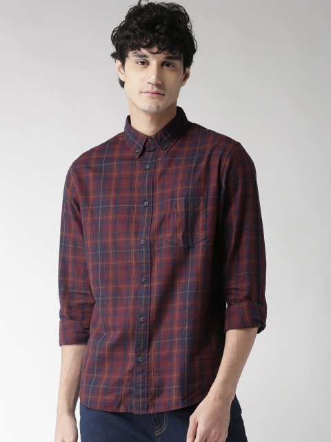 

Aeropostale Men Burgundy & Navy Blue Regular Fit Checked Casual Shirt