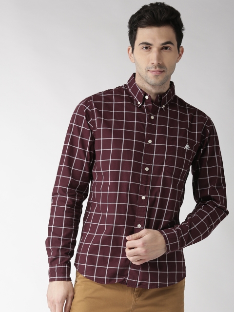 

Aeropostale Men Burgundy Regular Fit Checked Casual Shirt