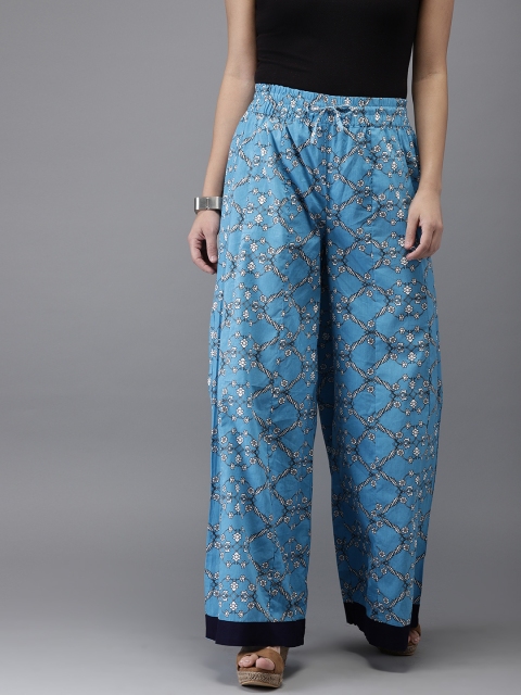 

HERE&NOW Women Blue & White Printed Flared Palazzos