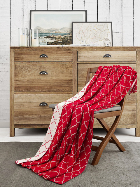 

Pluchi Red & Off-White Geometric AC Room 550 GSM Double Bed Blanket