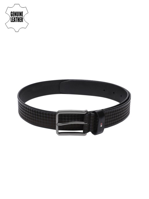

Tommy Hilfiger Men Black Textured Leather Belt