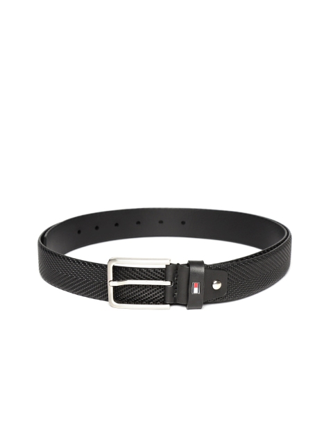 

Tommy Hilfiger Men Black Leather Textured Belt