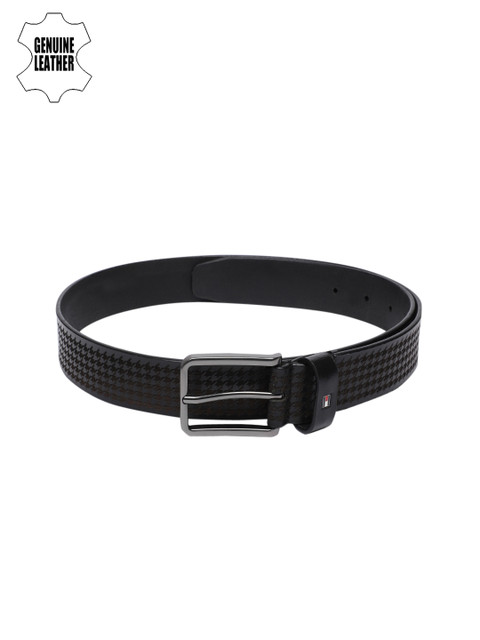 

Tommy Hilfiger Men Black Textured Leather Belt