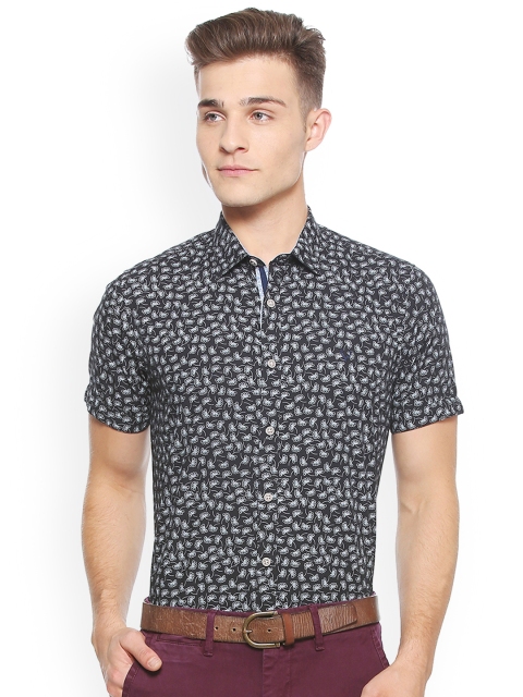 

Allen Solly Men Black Slim Fit Printed Casual Shirt