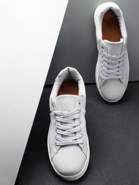 

WROGN Men Grey Sneakers