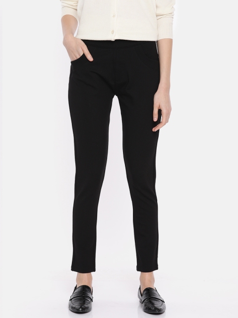 

Monte Carlo Women Black Solid Jeggings