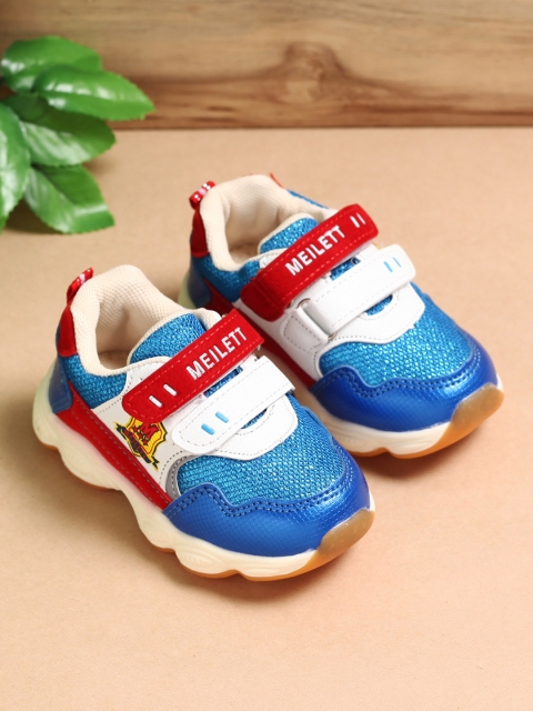 

Walktrendy Boys Blue Sneakers