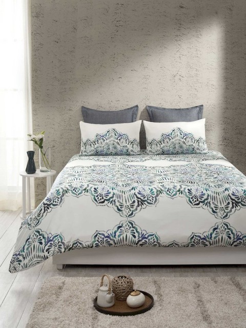 

DDecor White & Grey Ethnic Motifs Flat 144 TC Cotton 1 Queen Bedsheet with 2 Pillow Covers