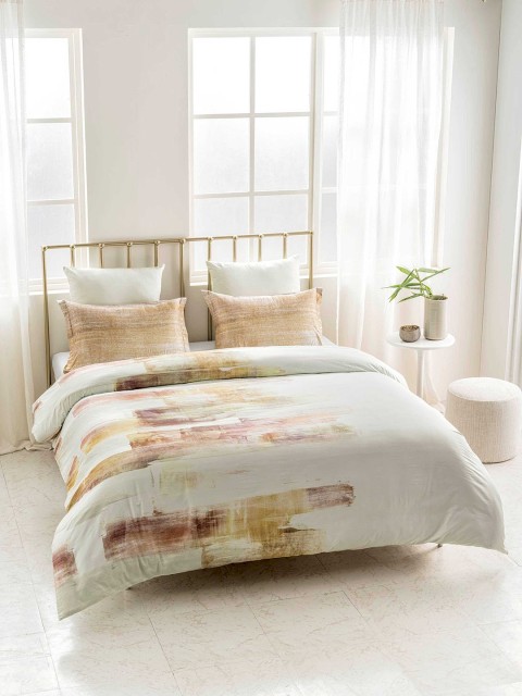 

DDecor Rust Yellow Abstract Flat 210 TC Cotton King Bedsheet with 2 Pillow Covers