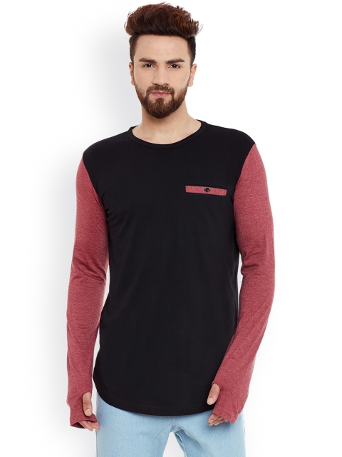 

Hypernation Men Black Colourblocked Round Neck T-shirt