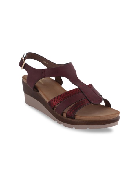 

pelle albero Women Maroon Printed Sandals