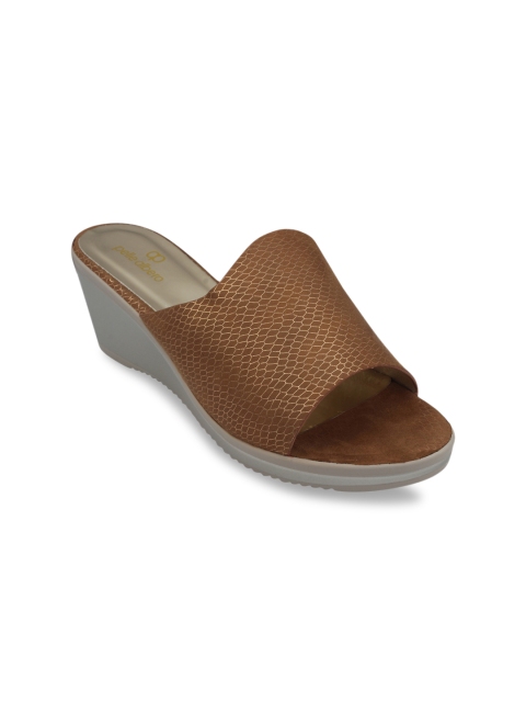 

pelle albero Women Brown Printed Mules
