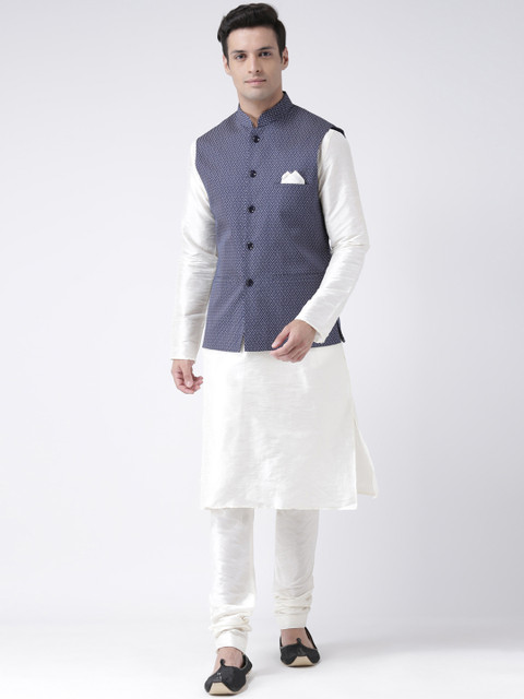

DEYANN Men Blue & Off-White Self Design Kurta with Churidar