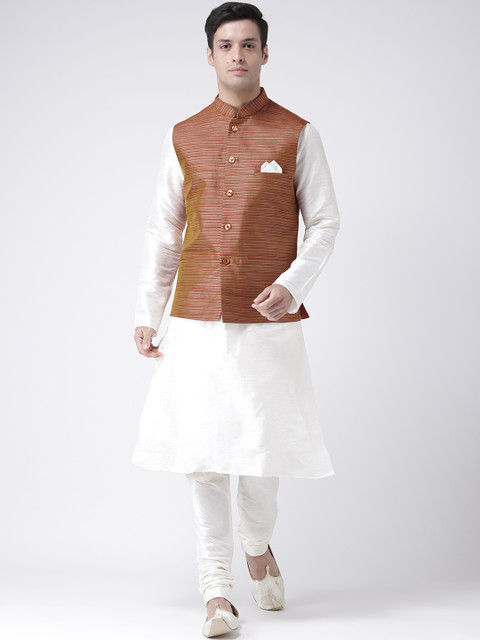 

DEYANN Men Off-White Striped Kurta with Churidar & Nehru Jacket