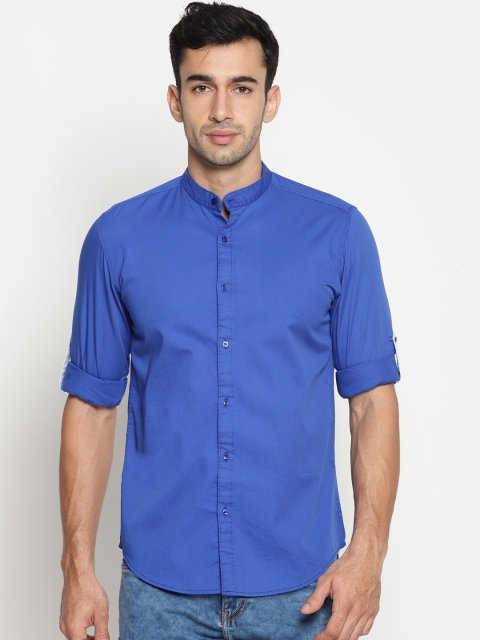 

IVOC Men Blue & Blue Regular Fit Solid Casual Shirt