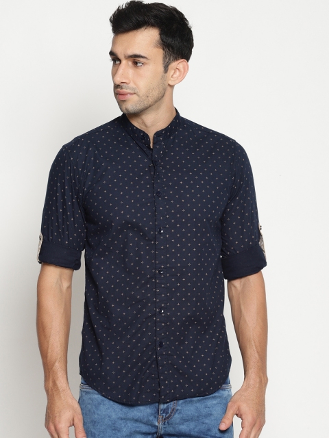 

IVOC Men Navy Blue & Beige Slim Fit Printed Casual Shirt