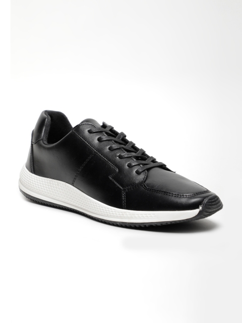 

LOCOMOTIVE Men Black Sneakers