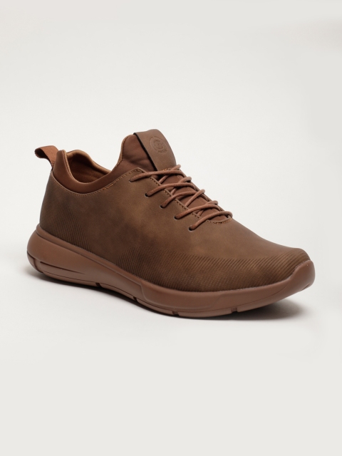 

LOCOMOTIVE Men Brown Sneakers