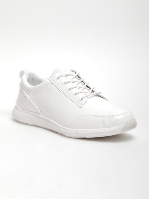 

LOCOMOTIVE Men White Sneakers