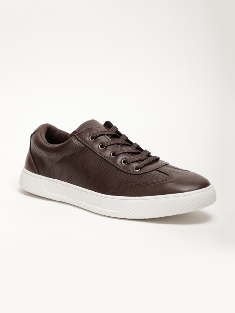 

LOCOMOTIVE Men Brown Sneakers