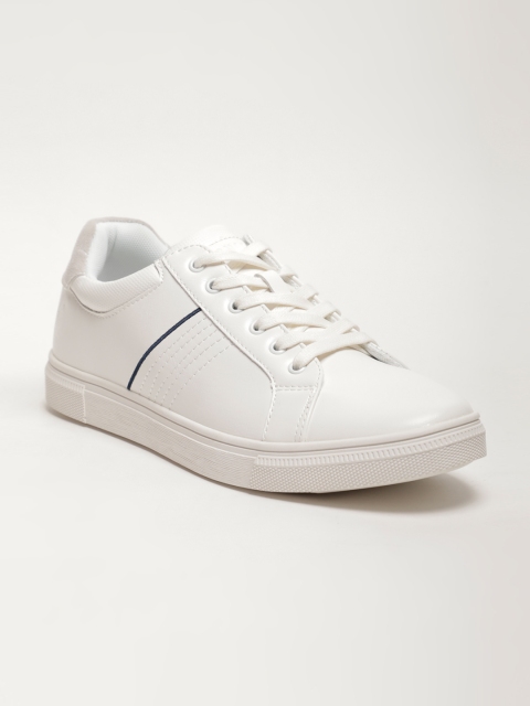 

LOCOMOTIVE Men White Sneakers