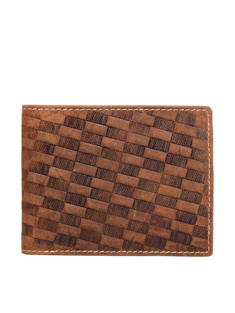 

Teakwood Leathers Men Brown Textured Leather Two Fold Wallet