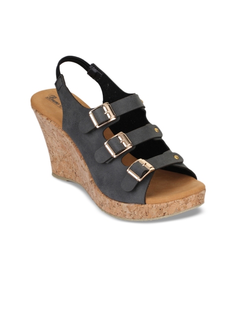 

Bruno Manetti Women Black Solid Sandals
