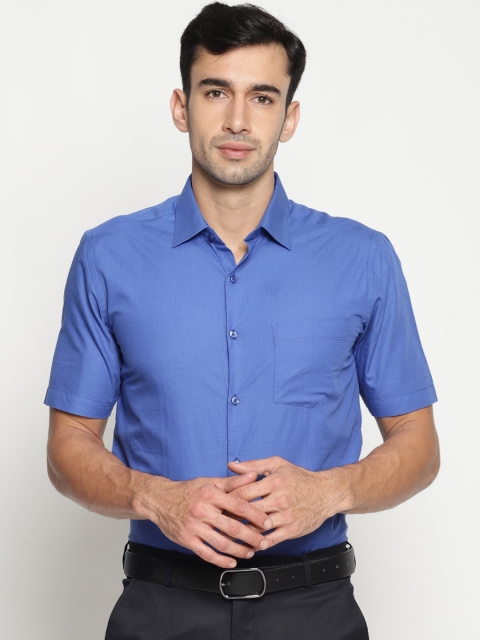 

IVOC Men Blue Comfort Regular Fit Solid Formal Shirt