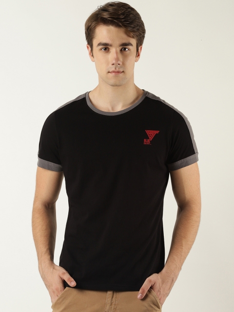 

Blue Saint Men Black Solid Round Neck T-shirt