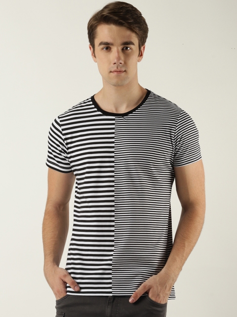 

Blue Saint Men Black Striped Round Neck T-shirt