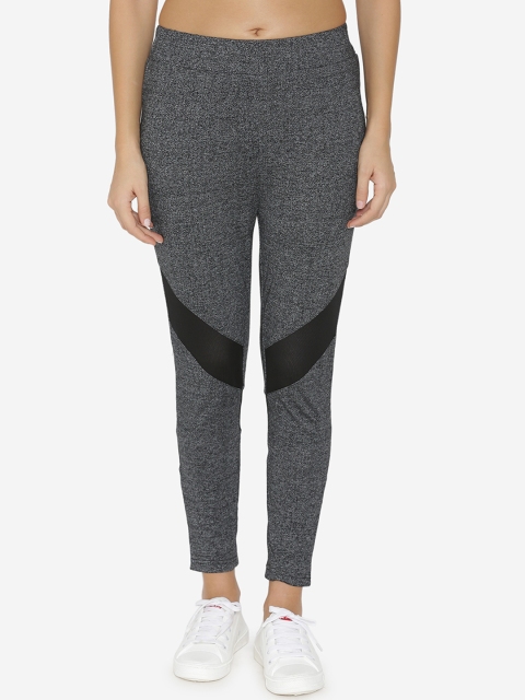 

Yaadleen Women Charcoal Grey Solid Regular Fit Jeggings