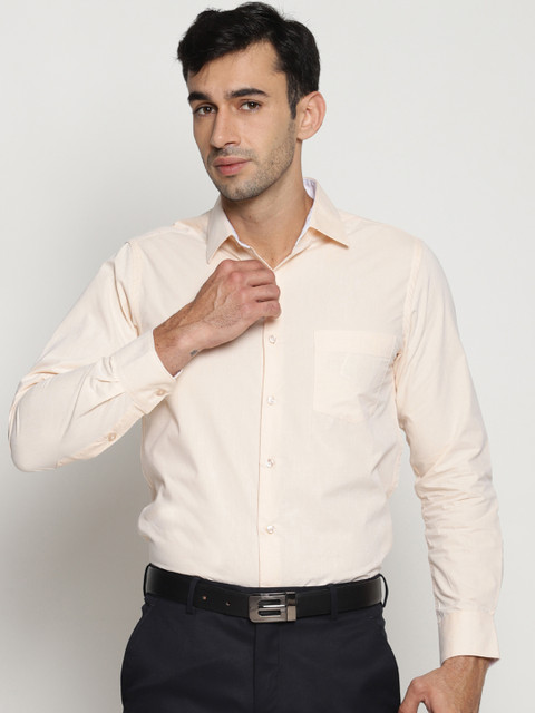 

IVOC Men Cream-Coloured Modern Slim Fit Solid Formal Shirt