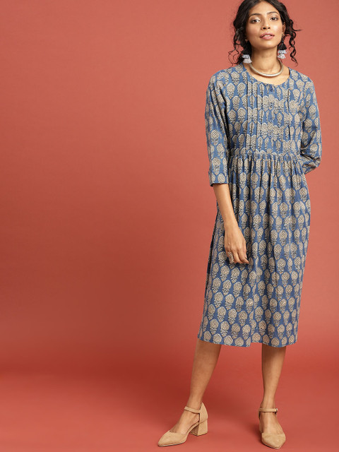 

Taavi Women Blue & Beige Indigo Hand Block Print Sustainable Kurta