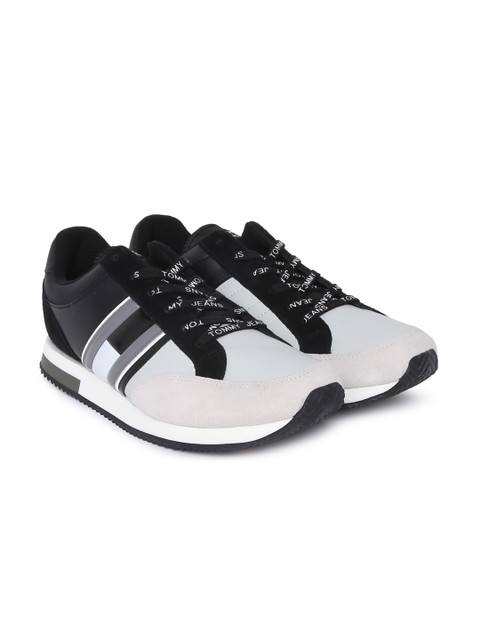 

Tommy Hilfiger Men Black Sneakers