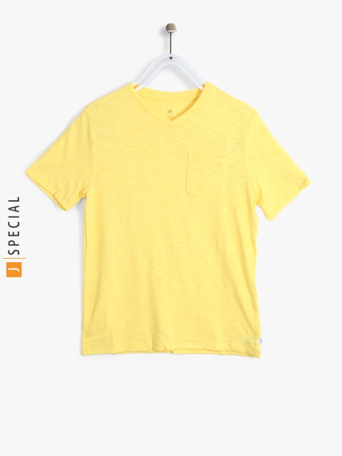 

GAP Boys' V-Neck Pocket T-Shirt, Yellow