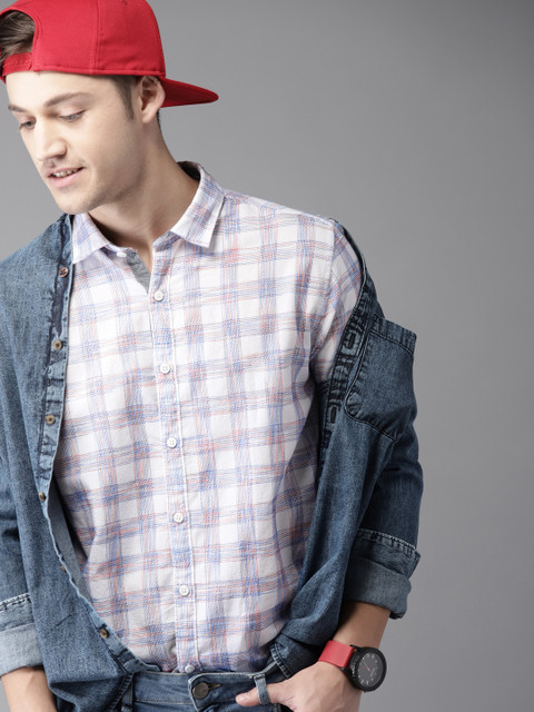 

HERE&NOW Men White Regular Fit Self Checked Casual Shirt