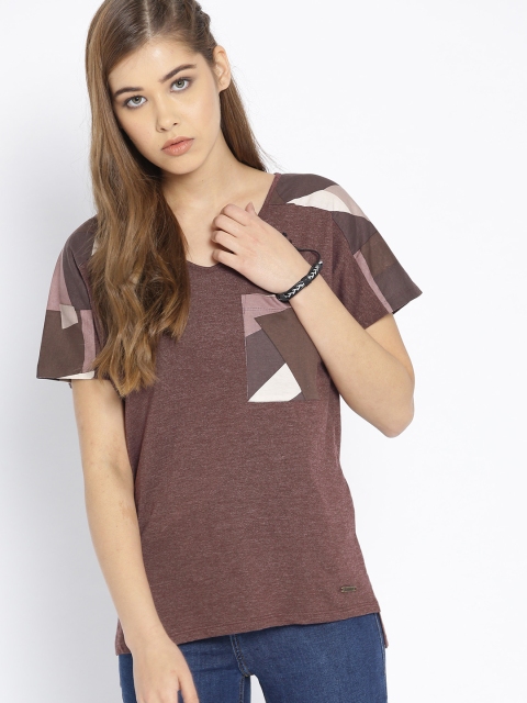 

Roadster Women Maroon Solid V-Neck T-shirt