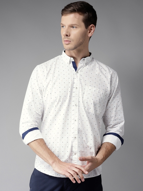 

DENNISON Men White & Navy Blue Regular Fit Printed Casual Shirt