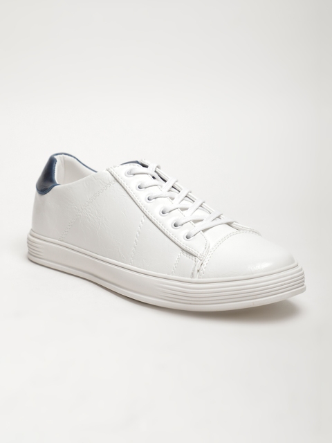 

LOCOMOTIVE Men White Sneakers