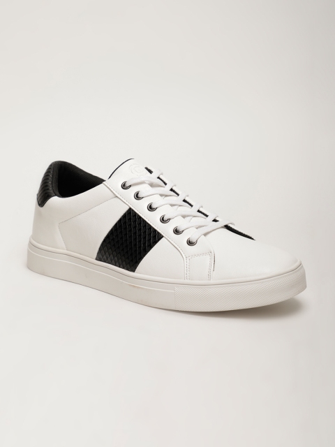 

LOCOMOTIVE Men White Sneakers