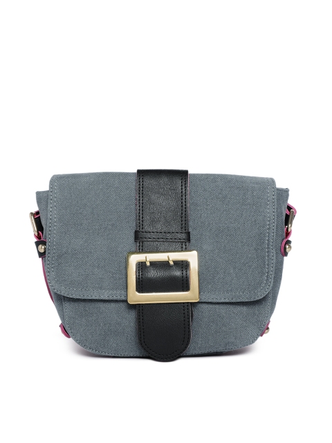 

Kanvas Katha Grey Solid Sling Bag