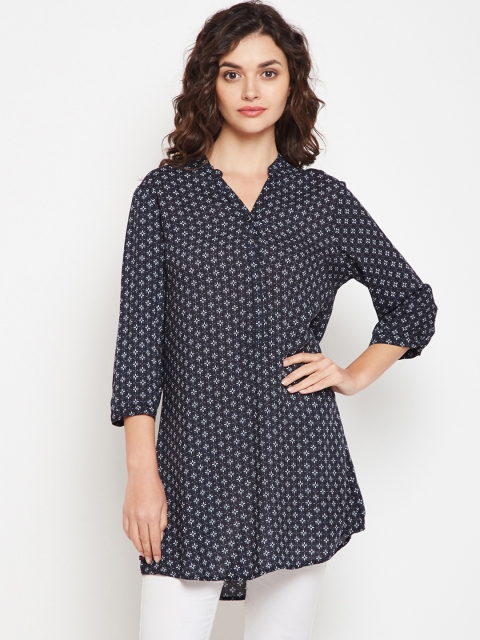 

Crimsoune Club Navy Blue & White Printed Tunic