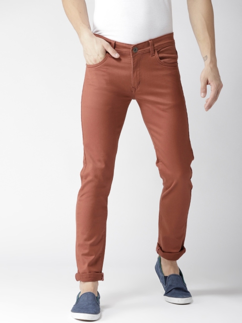

Rodamo Men Rust Brown Slim Fit Mid-Rise Clean Look Stretchable Jeans