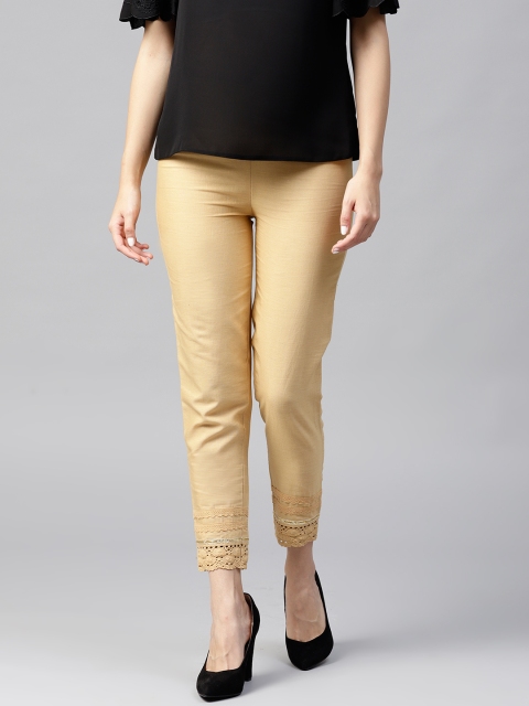 

Juniper Women Beige Regular Fit Solid Cropped Trousers