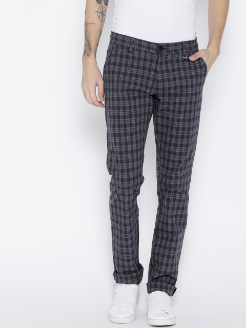 

JUMP USA Men Charcoal Grey Slim Fit Checked Regular Trousers