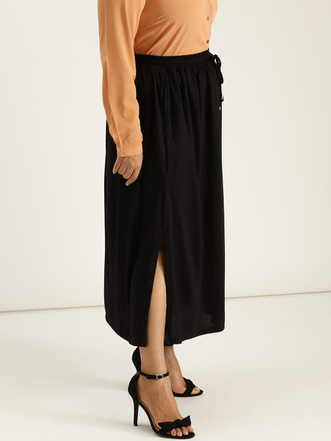 

Sztori Plus Size Women Black Solid Flared Maxi Skirt